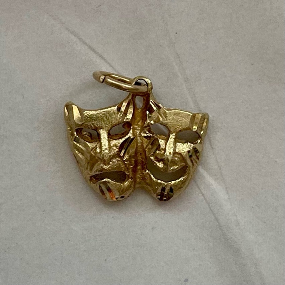 10K Gold Pendant